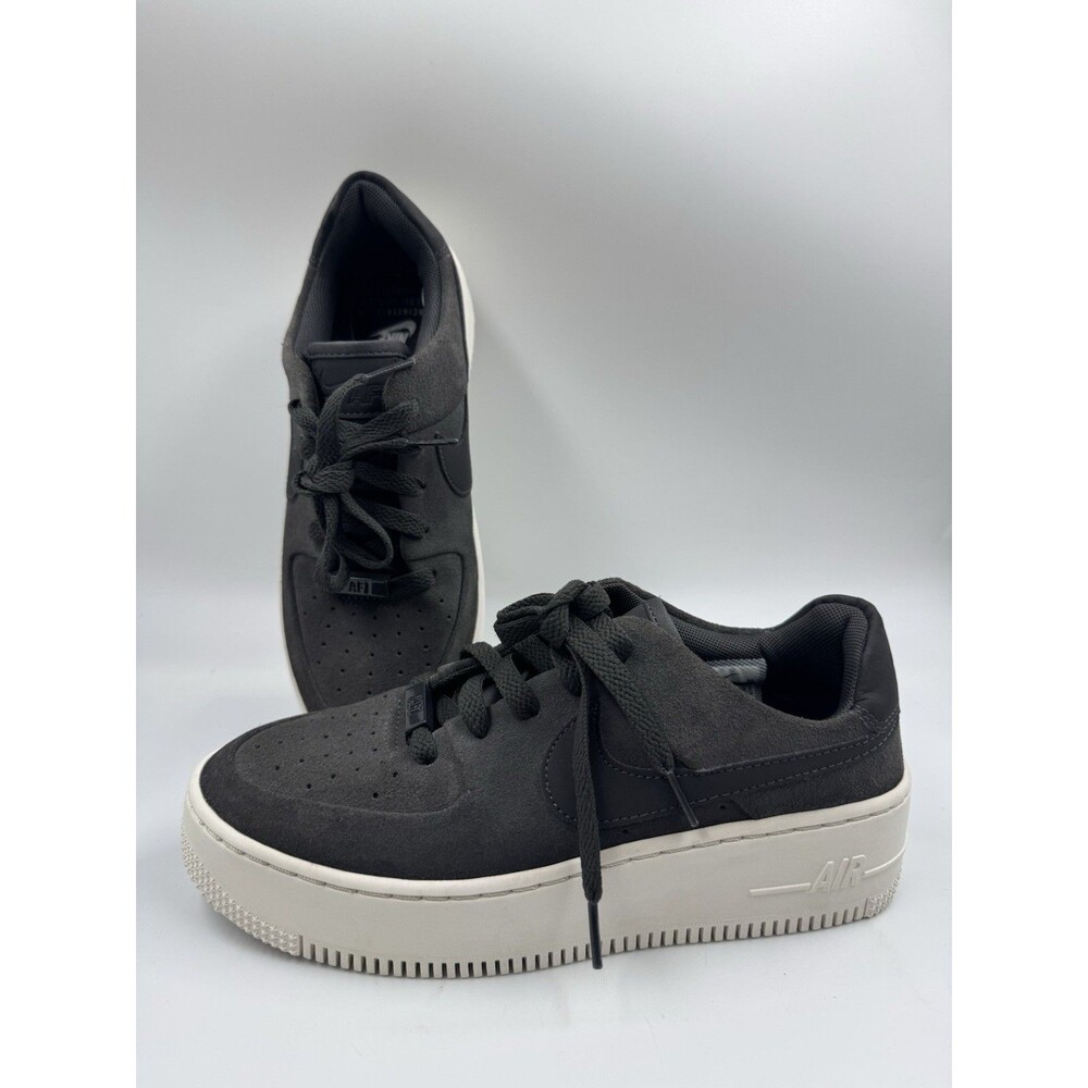 Nike Women’s grey suede Platform Air Force sneakers